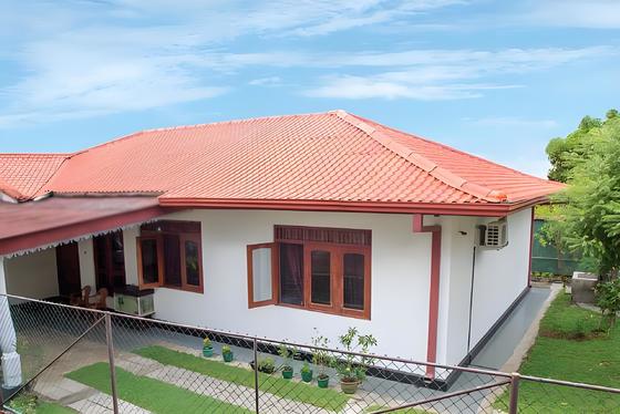 1050mm chiều rộng Áo vòm nhựa ASA Pvc mái gạch chống tia UV tấm mái UPVC